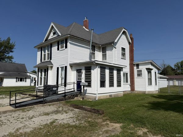 432 W High Street, Montpelier, IN 47359
