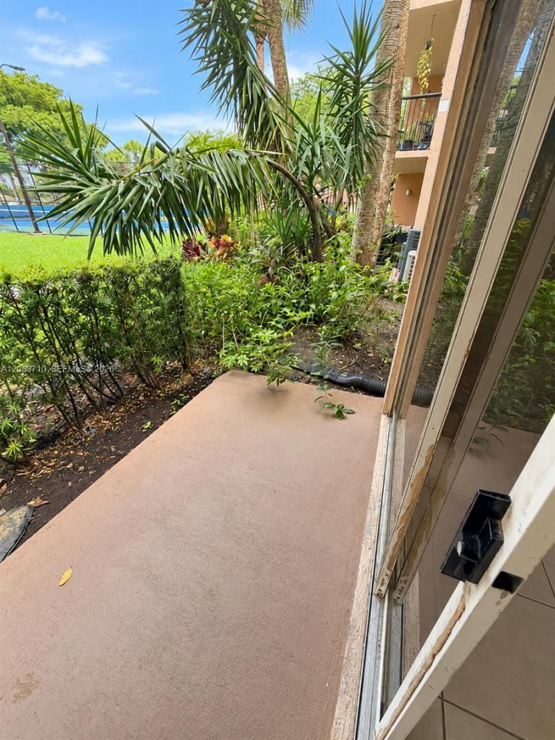 8821 Wiles Rd , Unit 102, Coral Springs, FL 33067 Photo