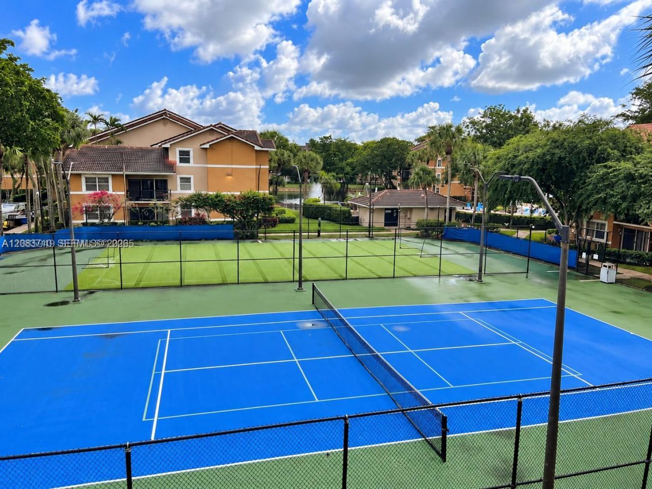 8821 Wiles Rd , Unit 102, Coral Springs, FL 33067 Photo