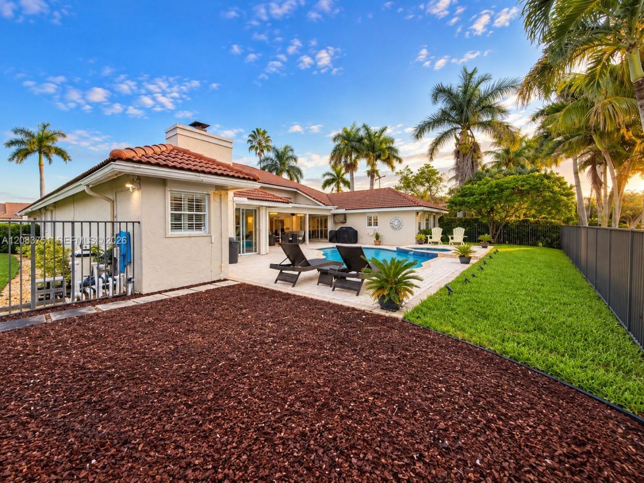 1165 Manor Ct, Weston, FL 33326 Photo