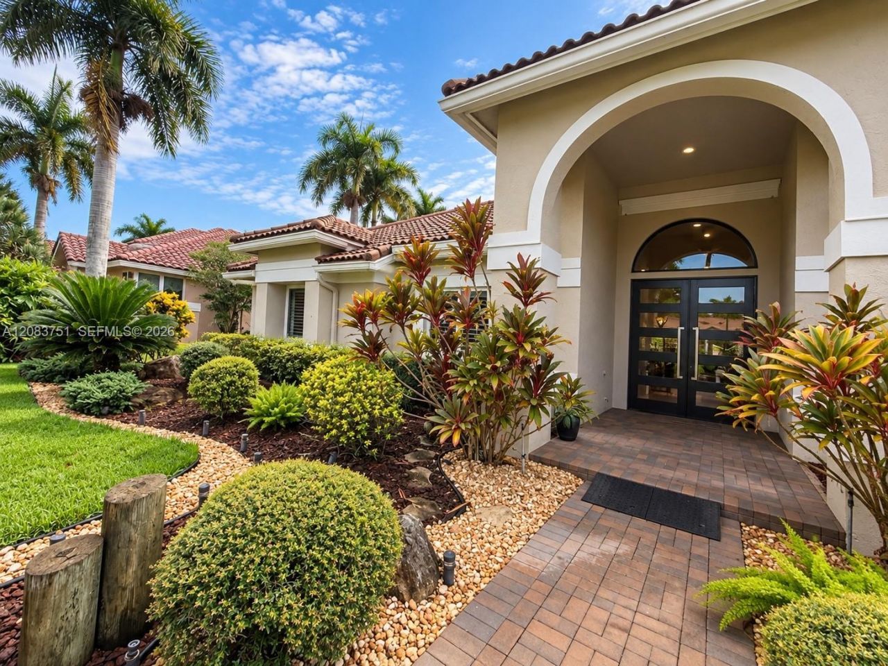 1165 Manor Ct, Weston, FL 33326 Photo
