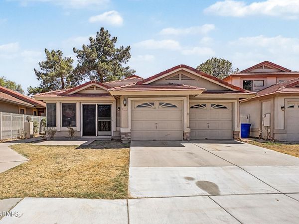 5751 W DEL RIO Street, Chandler, AZ 85226