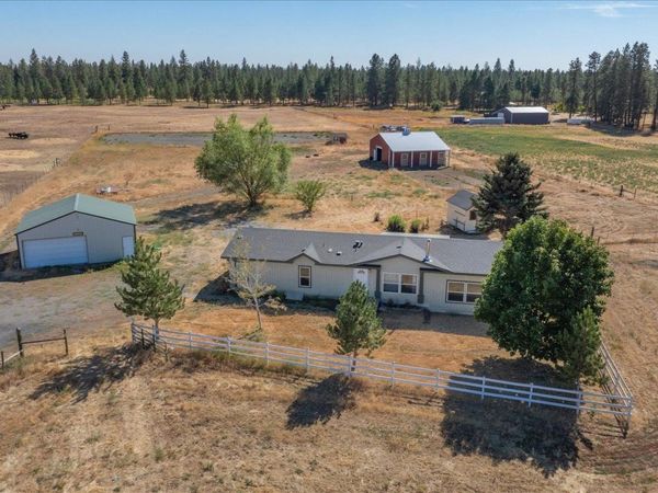 1117 W Paradise Rd, Spokane, WA 99224