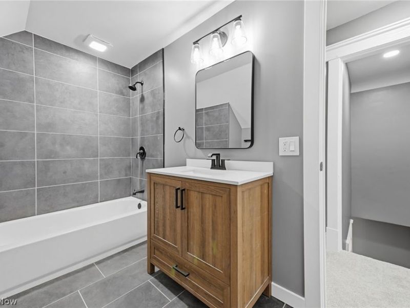 6003 Ellen Avenue, Cleveland, OH 44102 Photo 27
