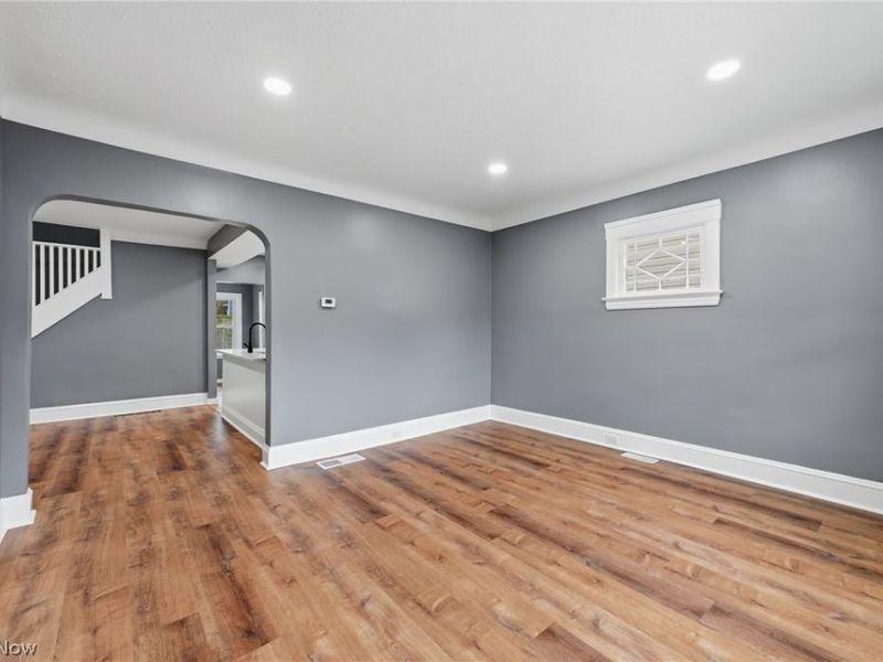 6003 Ellen Avenue, Cleveland, OH 44102 Photo 8