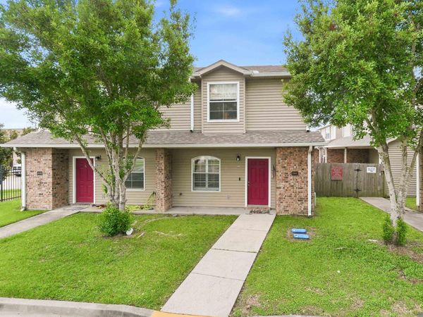 822 Provision Ct, Unit #B, Gramercy, LA 70052