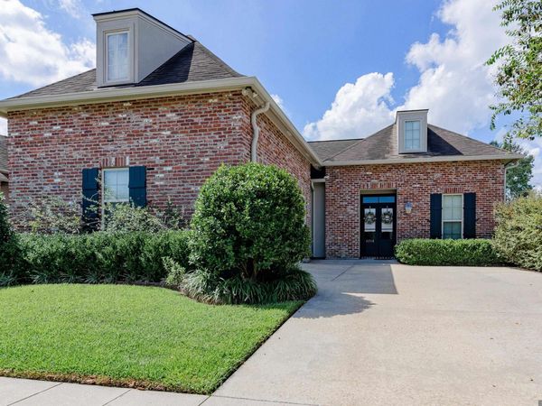 14716 Kingsland Way, Baton Rouge, LA 70810