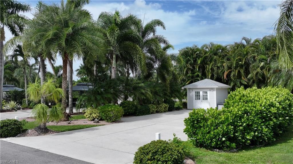 10070 Parkwood Dr , Fort Myers, FL 33905 Photo