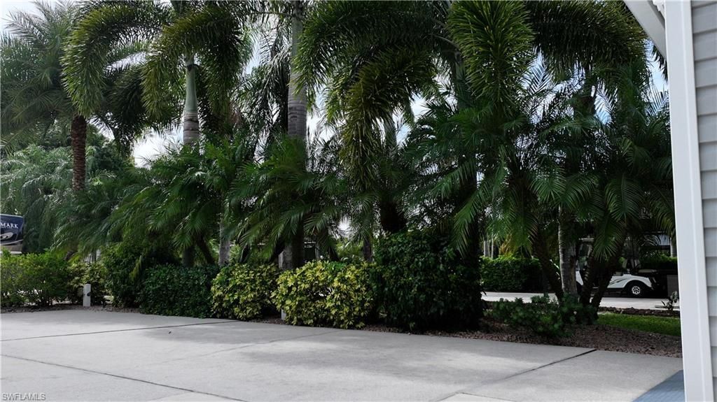 10070 Parkwood Dr , Fort Myers, FL 33905 Photo