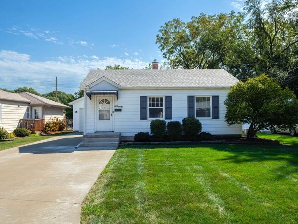 3714 12th Street , East Moline, IL 61244