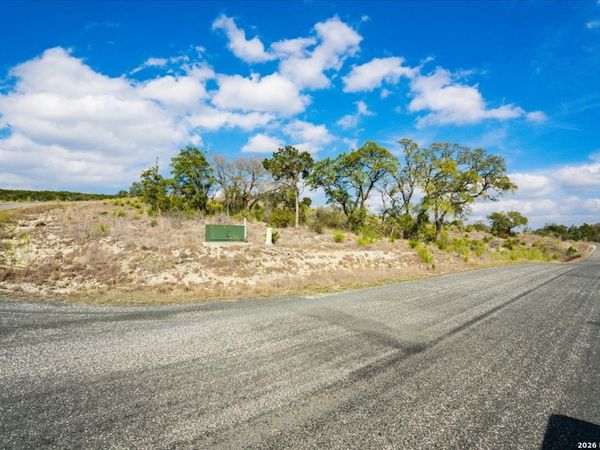 315 Dry Bear Creek, New Braunfels, TX 78132