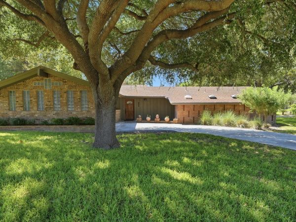 127 Fair Winds, McQueeney, TX 78123