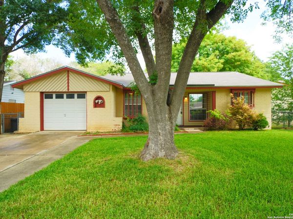 221 JUDITH ANN DR, Schertz, TX 78154