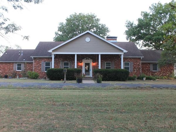 1805 New Mexico Road, Iola, KS 66749