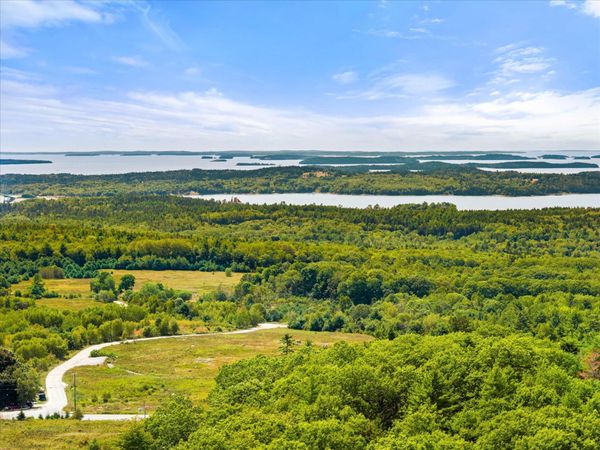 41 Browns Avenue , Sedgwick, ME 04676