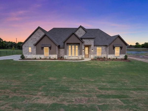 471 Red Bird Drive, Springtown, TX 76082