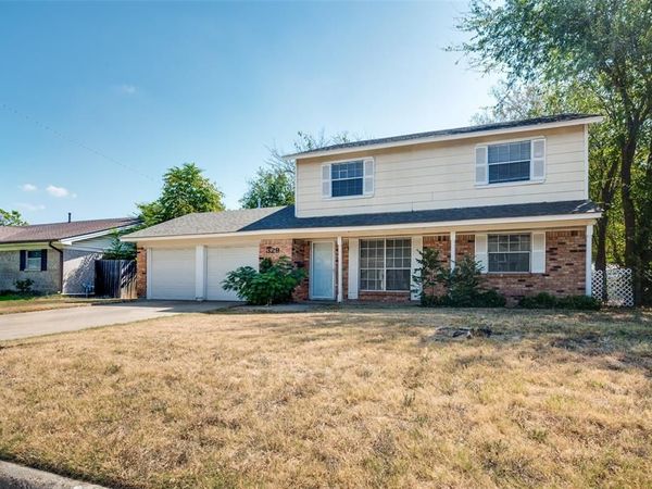 329 Deer Creek Road , Everman, TX 76140