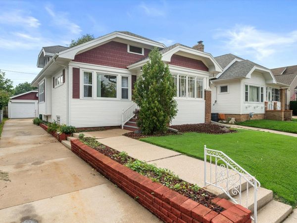 3709 Haven Ave, Racine, WI 53405