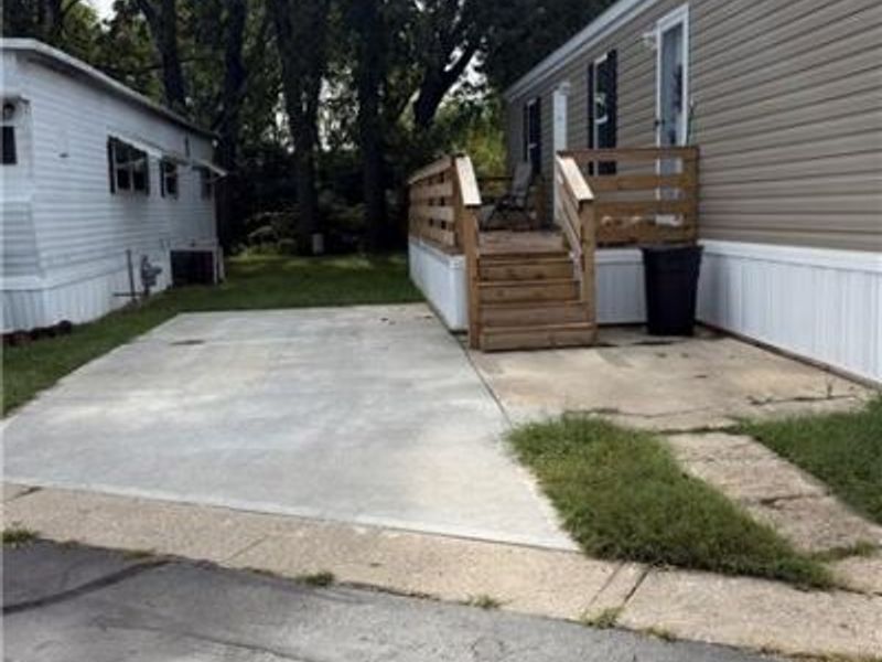 44 Airstream Drive, West Carrollton, OH 45449 Photo 3