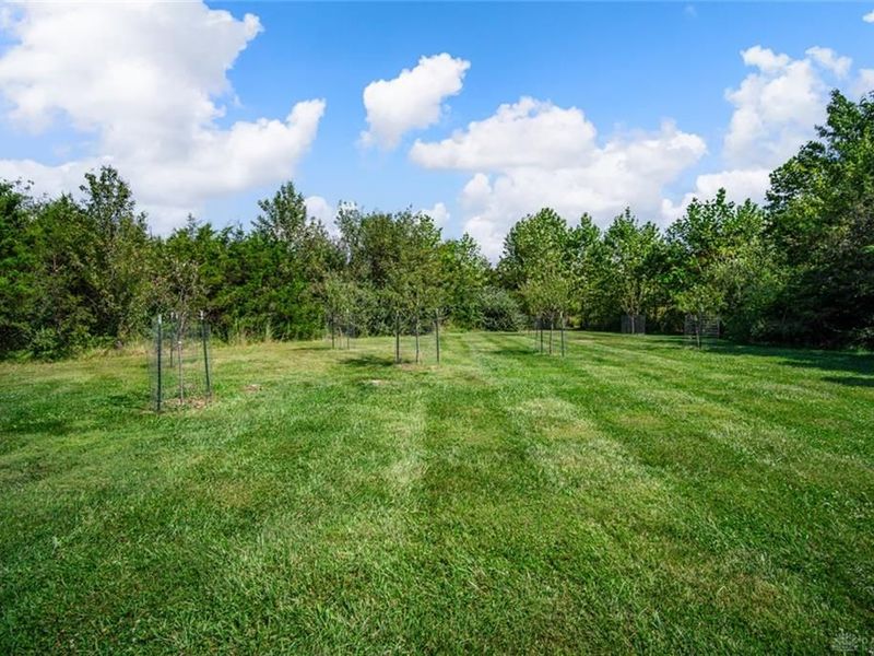 12180 Dayton Farmersville Road, Farmersville, OH 45325 Photo 28