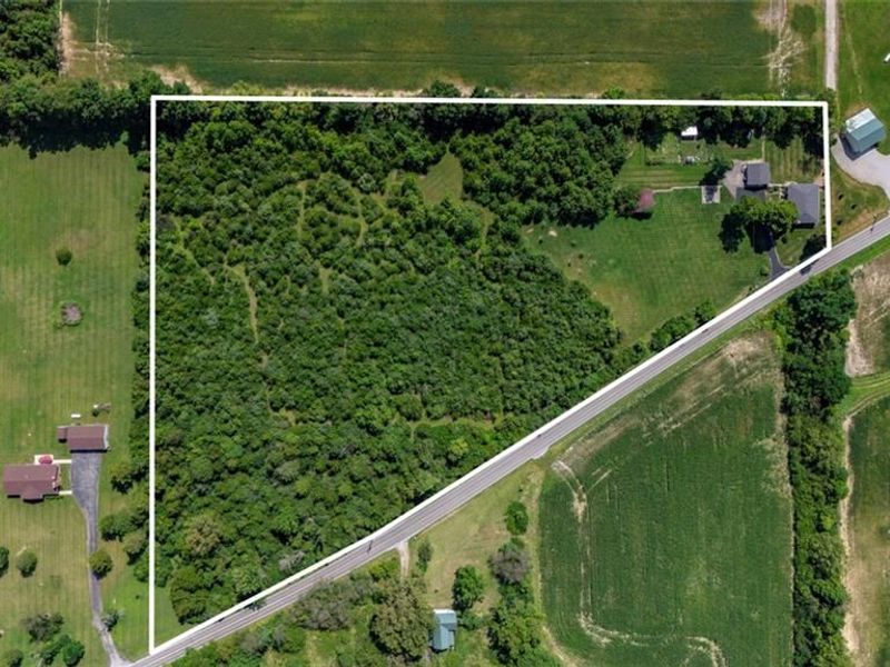 12180 Dayton Farmersville Road, Farmersville, OH 45325 Photo 3