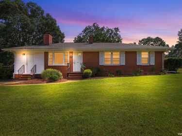 909 Brooks Avenue, Garner, NC 27529