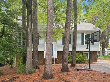 2213 Carthage Circle, Raleigh, NC 27604