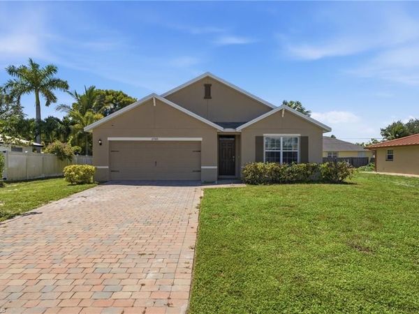 27580 Los Amigos LN , BONITA SPRINGS, FL 34135