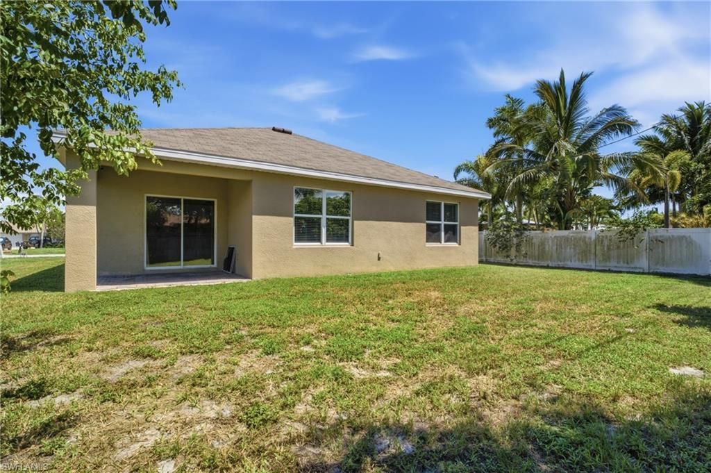 27580 Los Amigos Ln, Bonita Springs, FL 34135 Photo