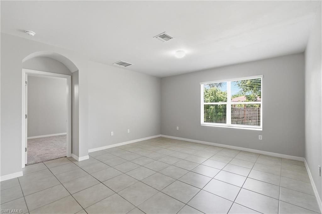 27580 Los Amigos Ln, Bonita Springs, FL 34135 Photo