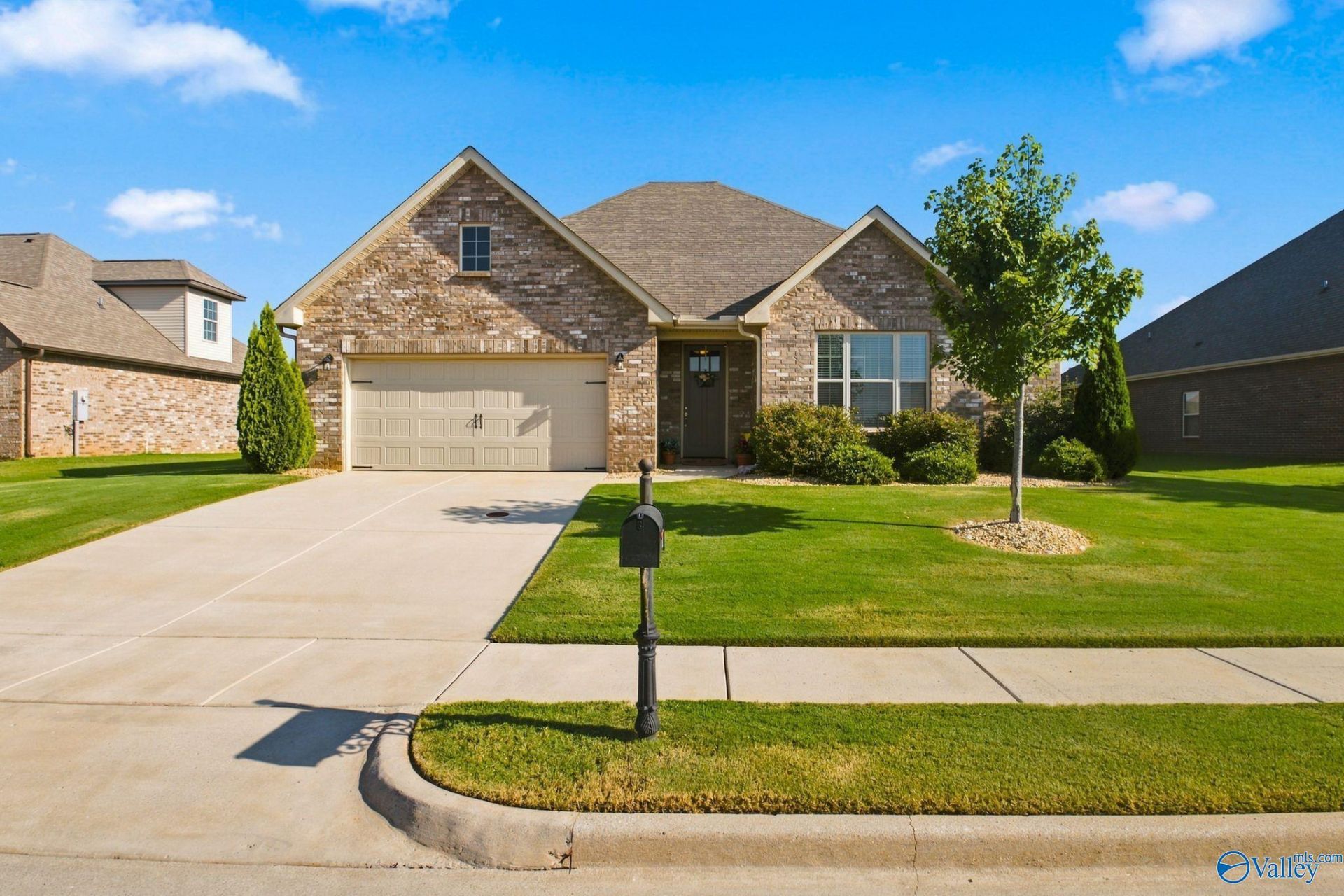 133 Berry Farm Road, Meridianville, AL 35759 Main Photo