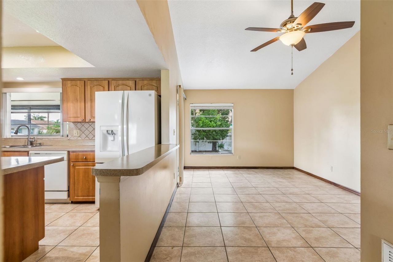 2402 Woodway Drive, Orlando, FL 32837 Photo