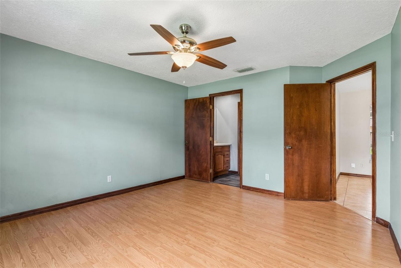 2402 Woodway Drive, Orlando, FL 32837 Photo