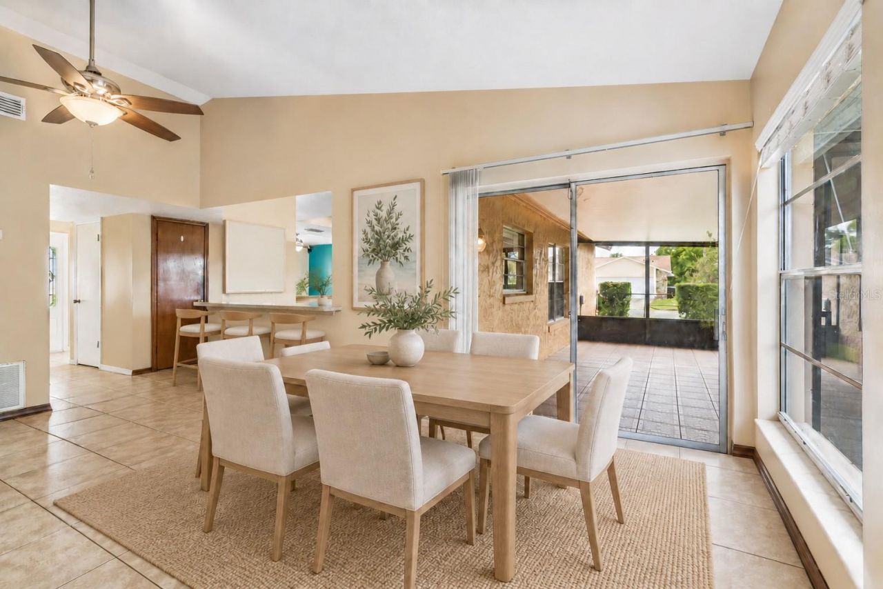 2402 Woodway Drive, Orlando, FL 32837 Photo