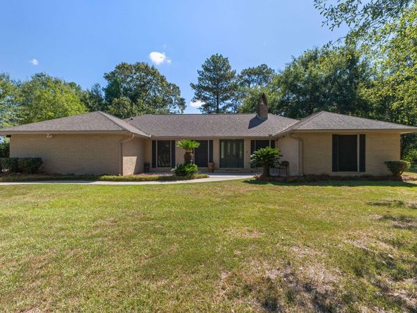 42 Serene Blvd., Hattiesburg, MS 39402