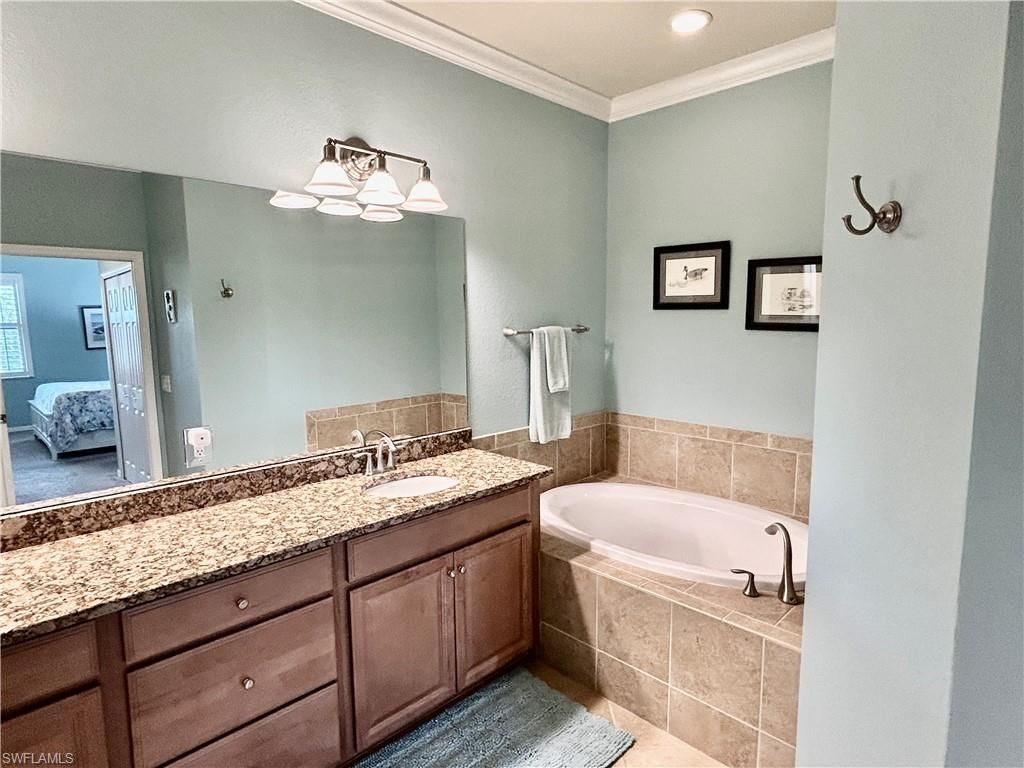9511 Napoli Ln , Unit 202, Naples, FL 34113 Photo