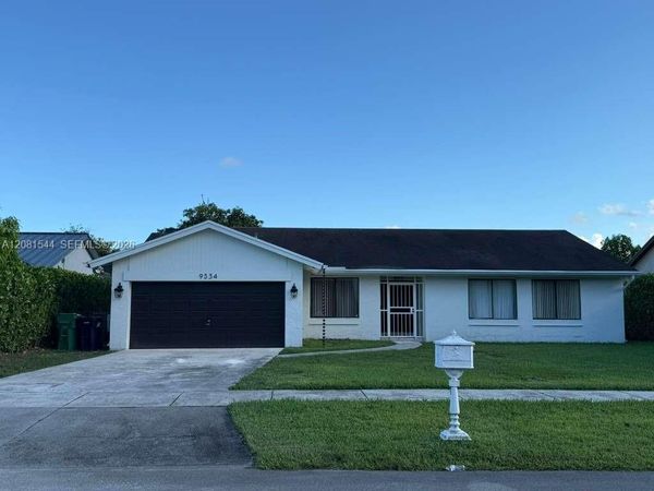 9334 SW 171st Ter, Palmetto Bay, FL 33157