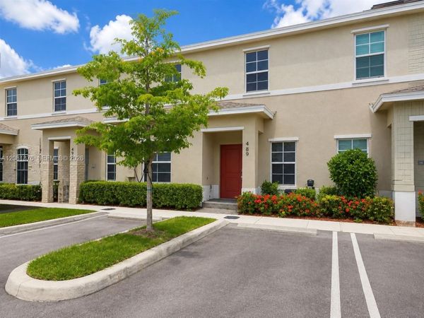 489 NE 4th St , Florida City, FL 33034