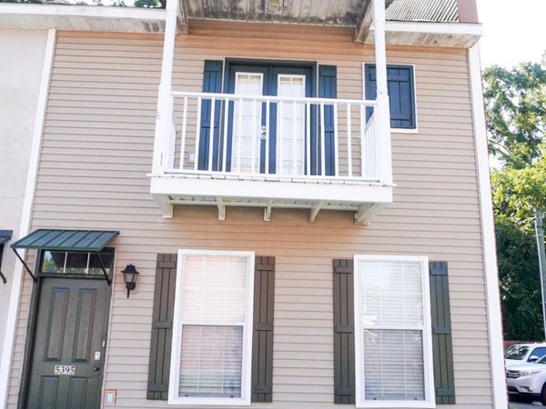 5395 Arlington Ct, Baton Rouge, LA 70820