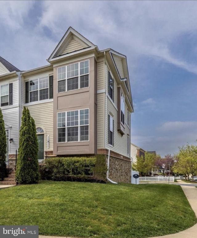 11911 LITTLE SENECA PARKWAY , CLARKSBURG, MD 20871