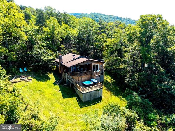 631 OVERLOOK DRIVE , RILEYVILLE, VA 22650