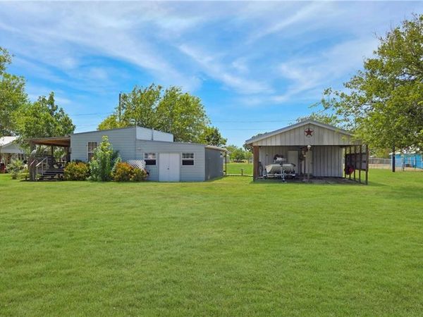 306 Main Street, Austwell, TX 77950