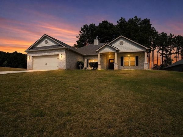 3400 Brackenwood Road , Loganville, GA 30052