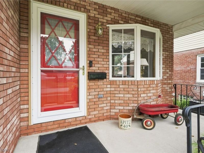 40 Davenport Avenue, Akron, OH 44312 Photo 4