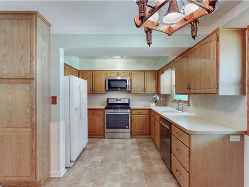 72 Meadow Lane, Peninsula, OH 44264 Photo 4
