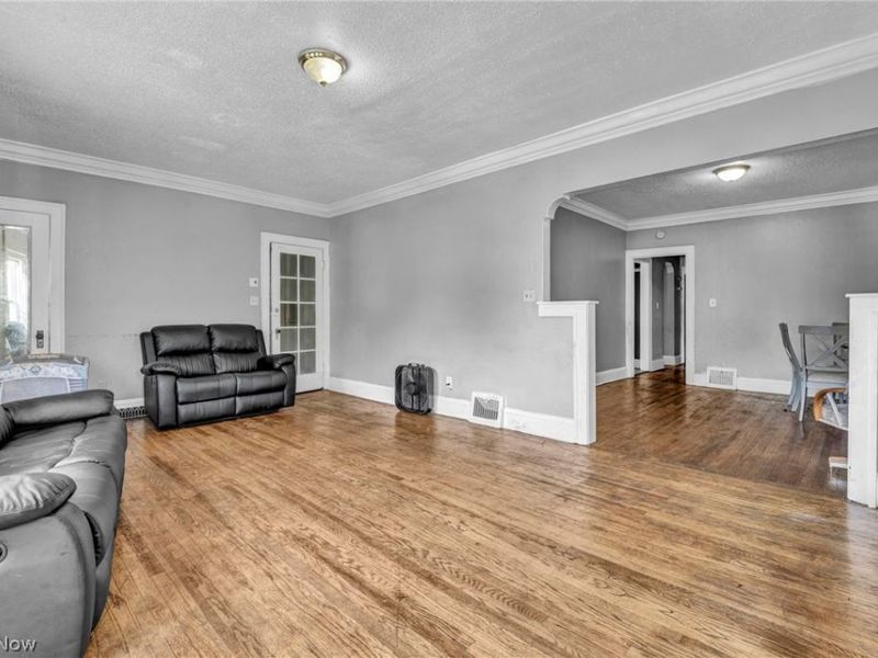 382 Madison Avenue, Akron, OH 44320 Photo 26
