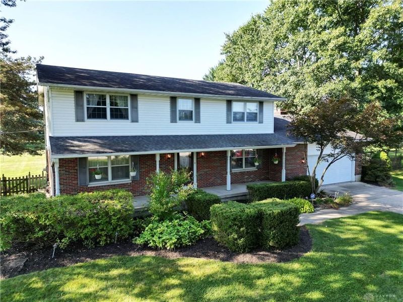 771 N Enon Road, Bath Township, OH 45387 Photo 3