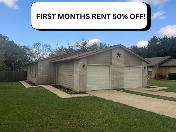 807 Lloyd LN, Unit A, Elgin, TX 78621