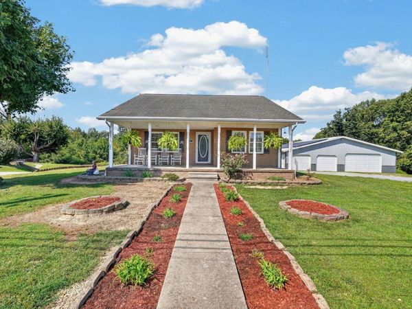 998 S State Road 61, Winslow, IN 47598