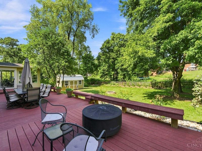 9985 Meadow Hills Drive, West Chester, OH 45241 Photo 51